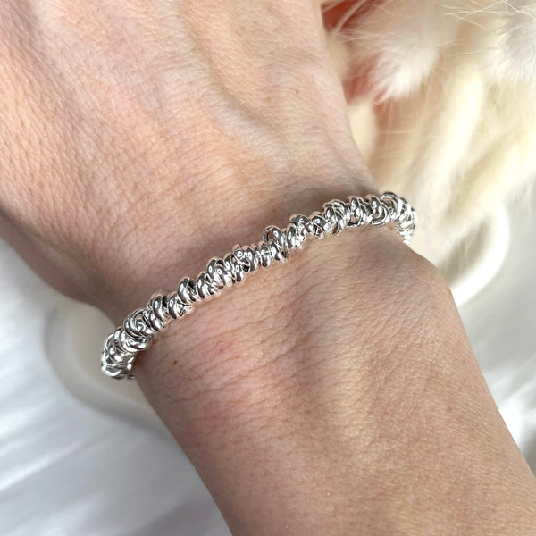 B024 Silver knot bracelet