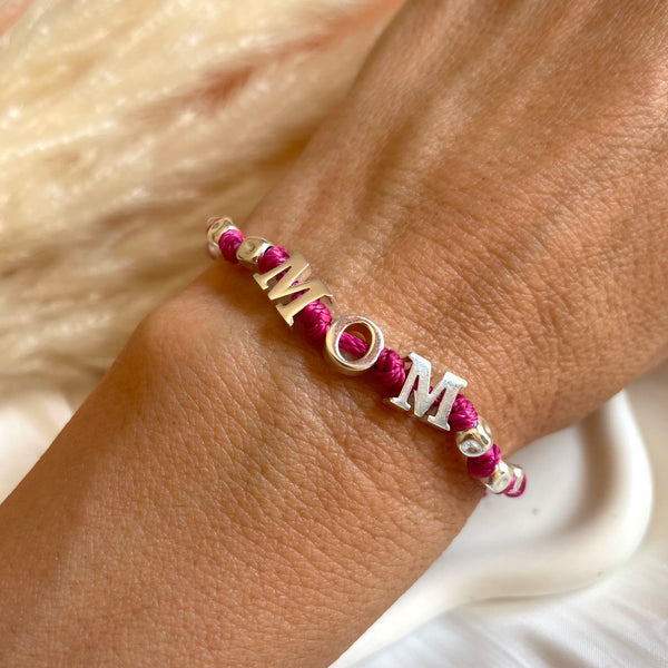 B0275 Bracciale filo nautico con pepite martellate e parola MOM
