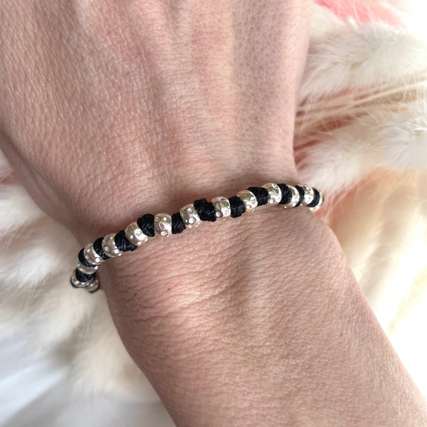 B035 Bracciale con granelli nuovi e nodi filo nautico