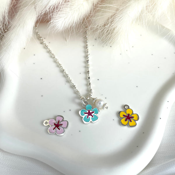 CL064 Rosary necklace with enamel flower and pearl