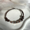 B010 Bracciale con cordino cerato e rondelle + lettera al centro o altro elemento a scelta a parte