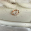 A007 Anello regolabile rosato con cuore allungato con zirconi