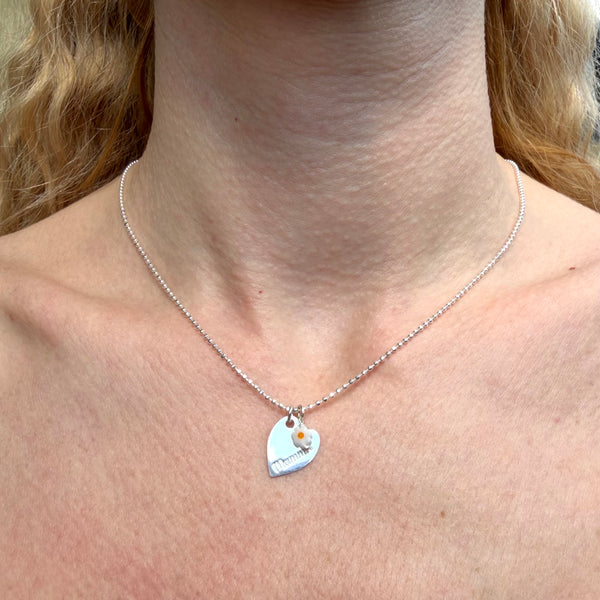 CL0171 Collana festa della mamma con cuore mamma e margherita pendenti