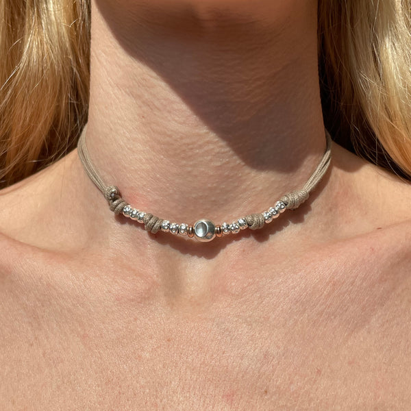CL048 Necklace with waxed cord and central nugget and pink or gold washers