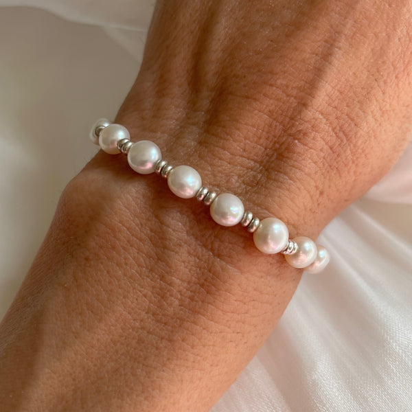 B0193 Bracciale argento rondelle mini e perle di fiume a sassolino