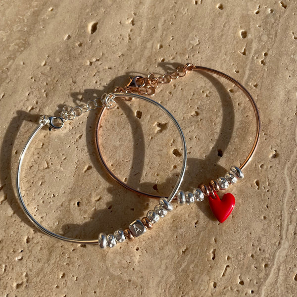B104 Bracciale rigido con granelli e ciondolo a scelta da aggiungere