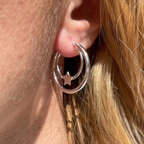 O001 Ring earrings with heart or star