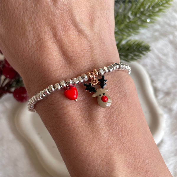 B0209 Bracciale cubotti con stellina e renna