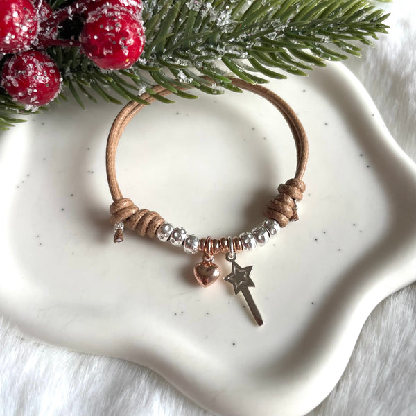 B0214Bracciale cordino cerato bacchetta e cuore bombato