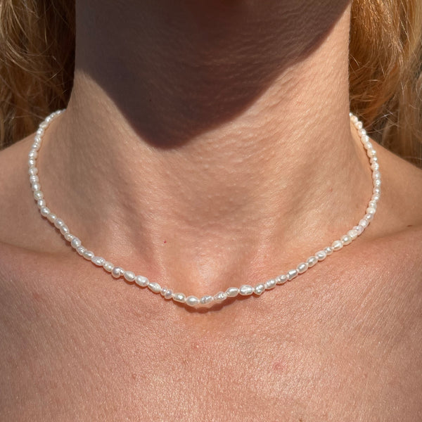 CL103 Collana perle risine di fiume con volendo cuore colorato