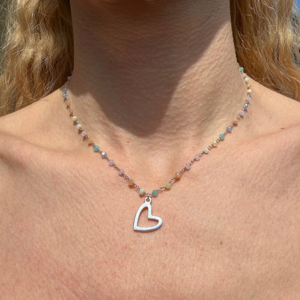 CL0169 Collana rosario colori pastello e ciondolo cuore vuoto