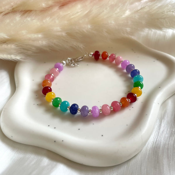 B0295 Bracciale candy con rondelle arcobaleno e palline argento