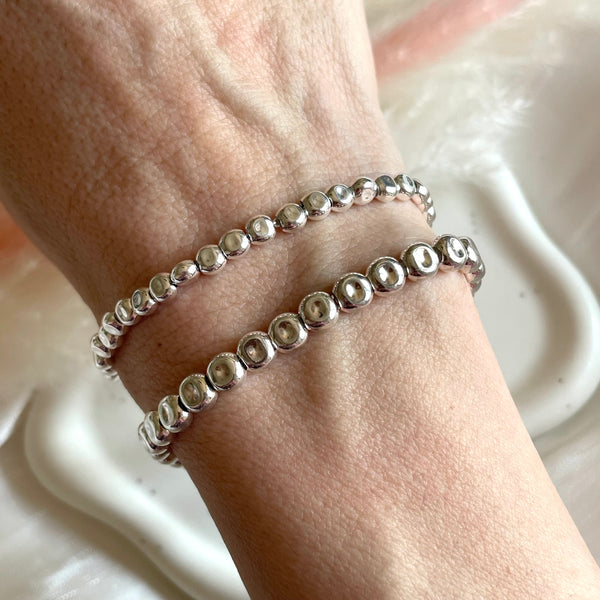 B0257 Bracciale pepite martellate schiacciate