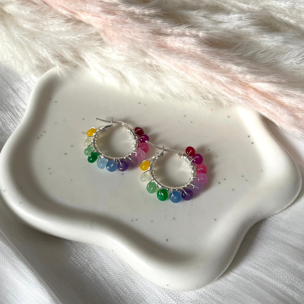 O0023 Cerchietti orecchini in argento con rondelle arcobaleno