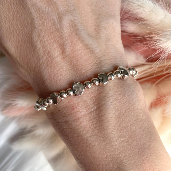 B022 Bracciale multicuore e palline