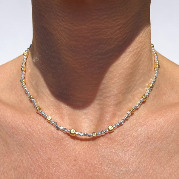 CL0182 Collana argento con pepite mini alternate a pepite di diverse dimensioni dorate, rosate o argentate