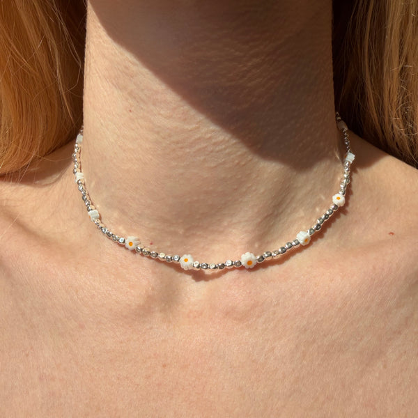 CL0160 Collana con pepite mini argento e margherite