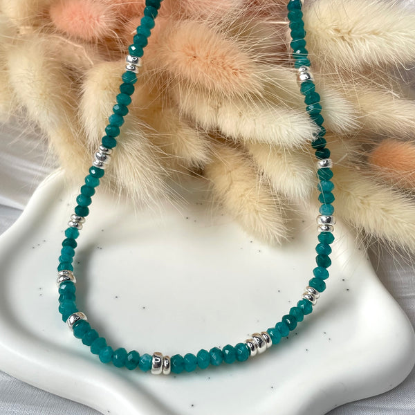 CL018 Collana in argento con pietre sfaccettate