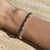 B071 Bracciale con palline martellate e pepite martellate schiacciate